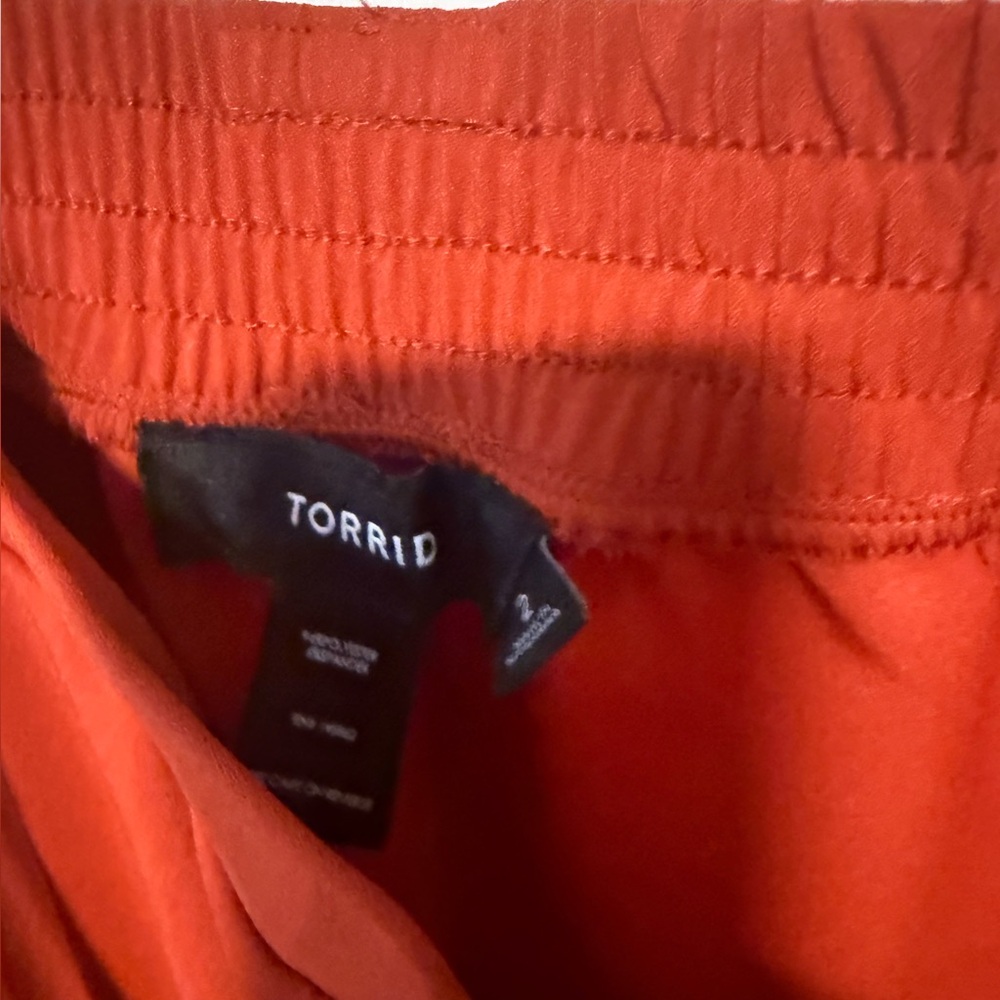 Torrid sz 2 (18/20) orange crepe pants - Picture 3 of 3